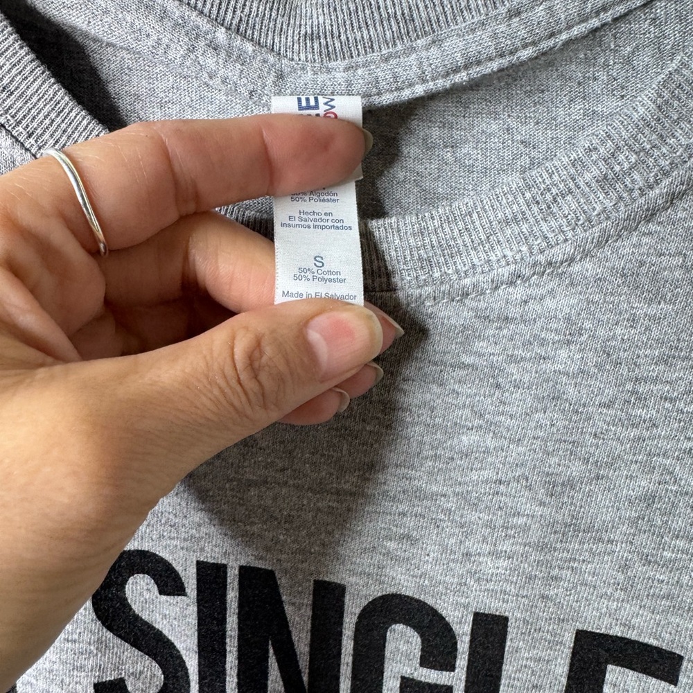 Gray Short Sleeve Tee with Workout Checklist - Picture 4 of 4